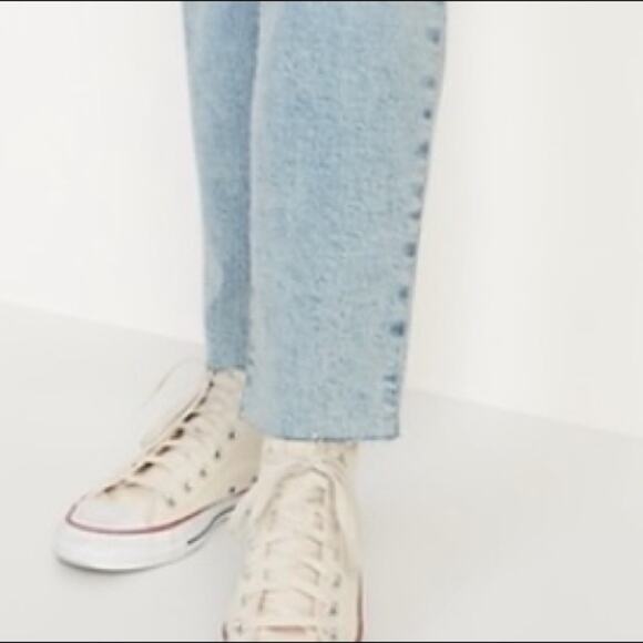 Old Navy maternity full panel O.G. Straight ripped - Picture 7 of 7